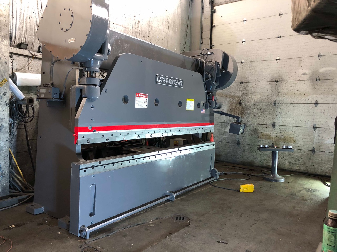 Cincinnati Series 9 Mechanical Press Brake (#3104)